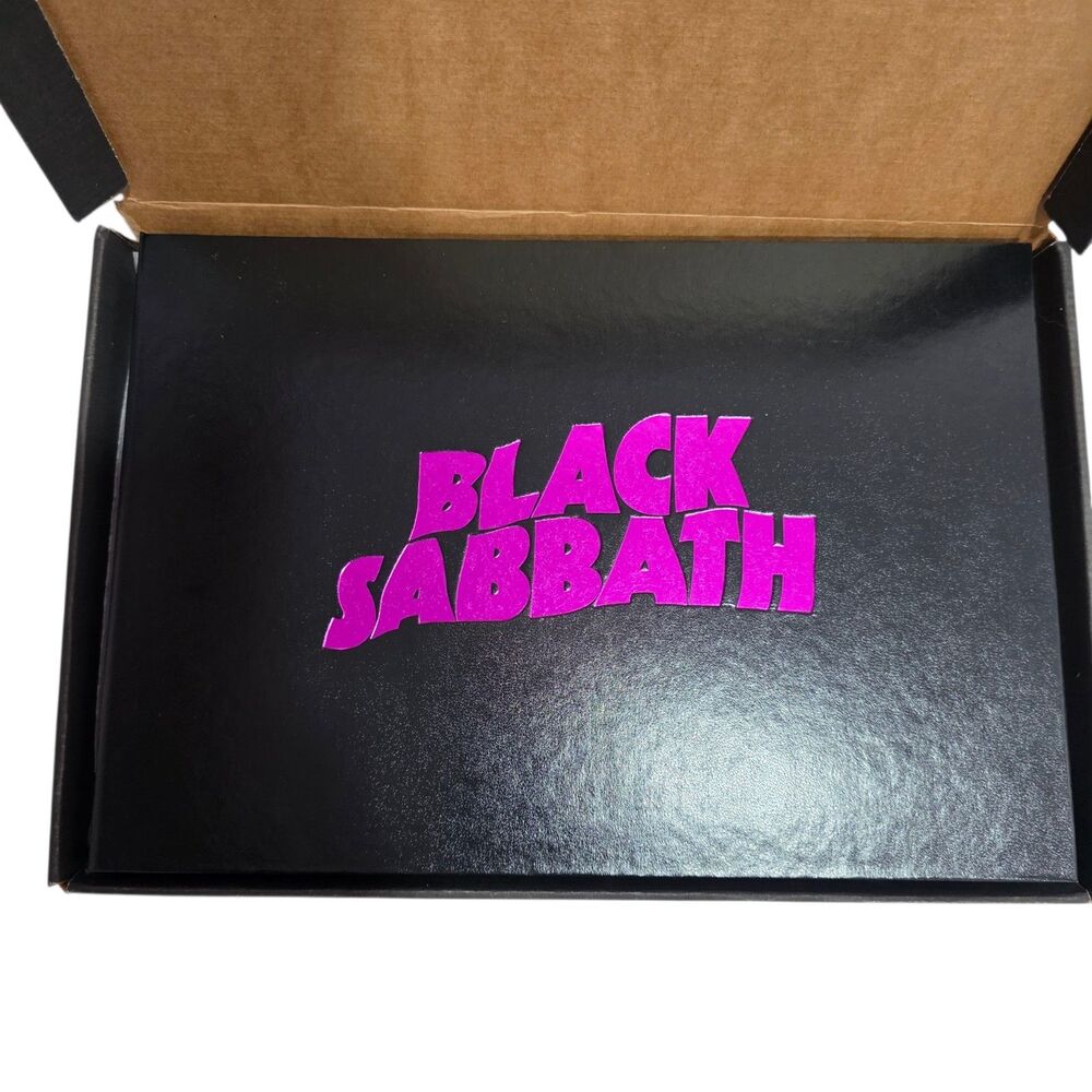 Black Sabbath The End VIP Tour Box Set Guitar Picks Pendant Ticket Book
